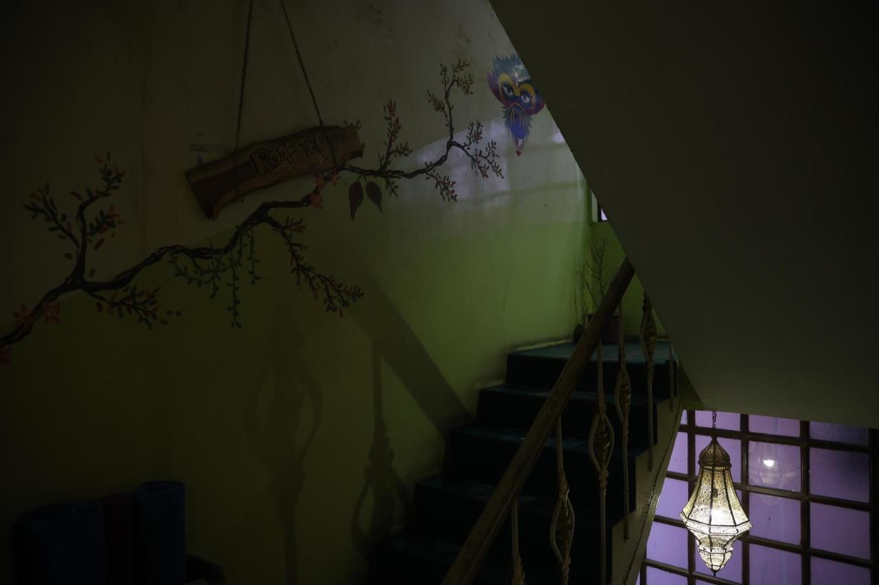 Good Vibes Hostel Varanasi Eksteriør bilde